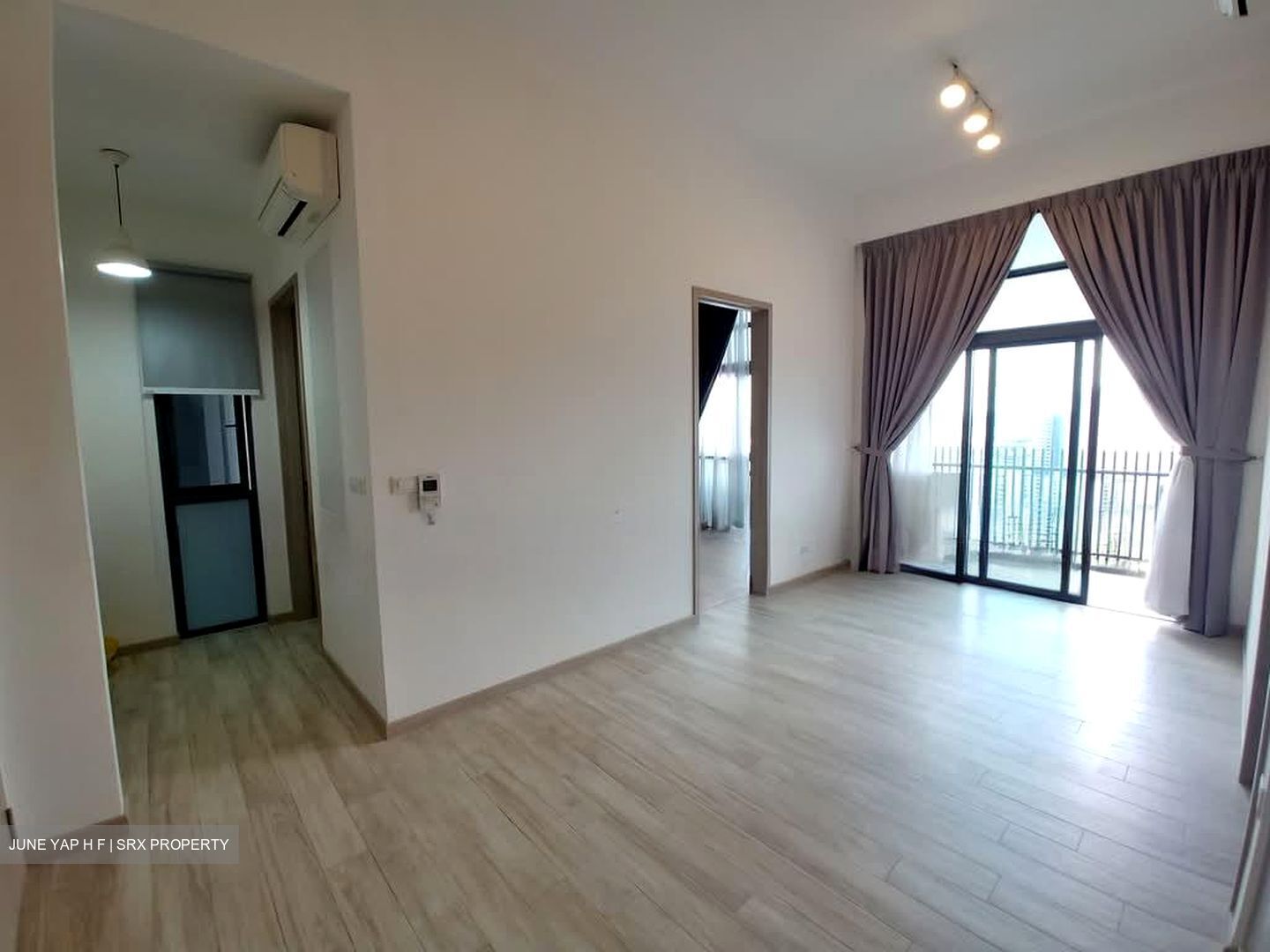 J Gateway (D22), Condominium #578070141